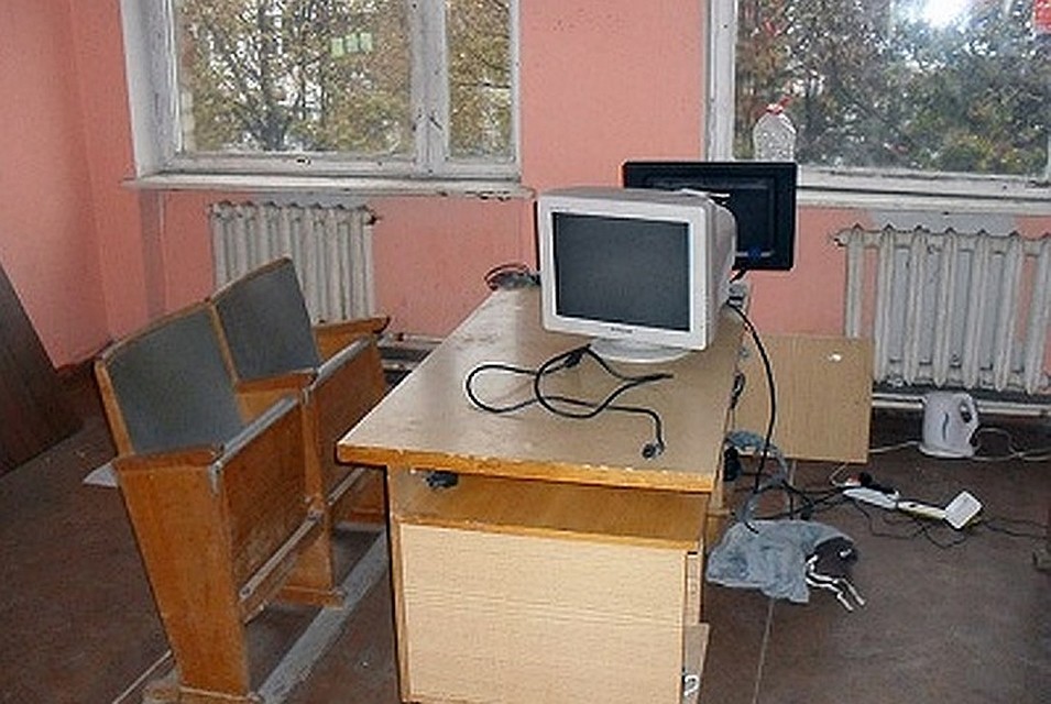 Офи кисловодского отделения компании лже-целителей в момент обыска.