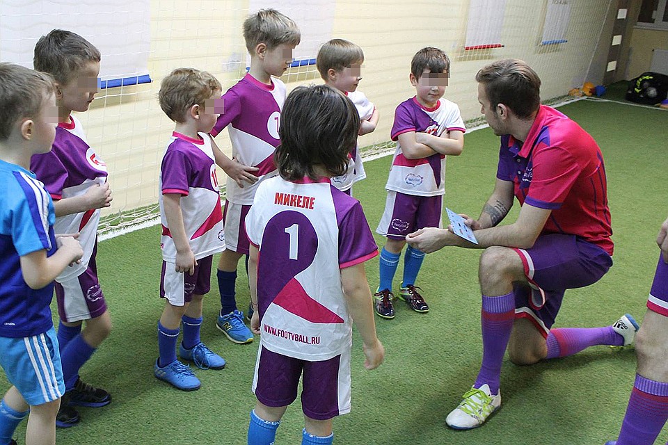 Занятие в детской футбольной школе Footyball. ФОТО Facebook FOOTYBALL