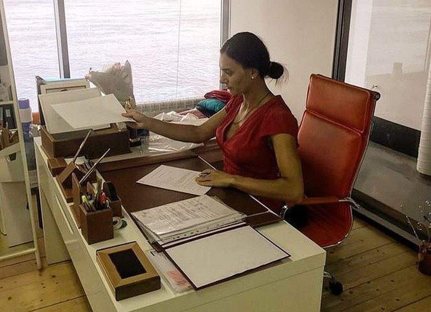 Елена после родов сына вернулась в Волгоград ир окунулась в работу с головой. Фото - с личной странички Исинбаевой.