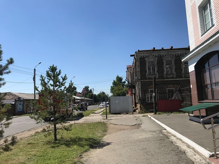 Стрелу убрали сотрудники МЧС