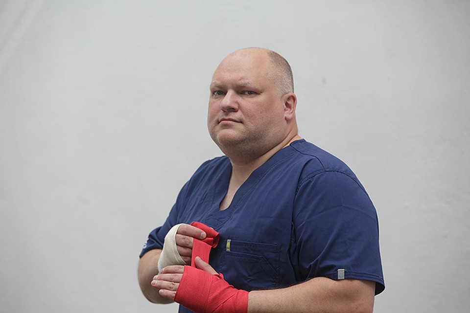 Ярославский онколог Дмитрий Петровский предложил прооперировать первую леди Сирии Асму Асад. Фото: facebook.com