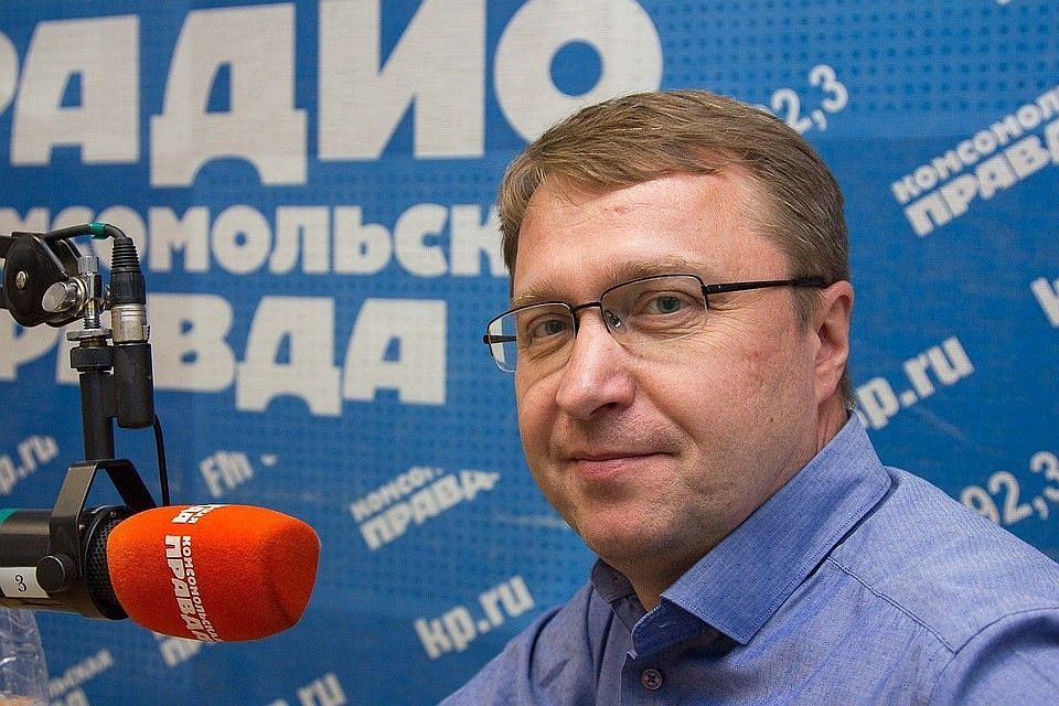 Дмитрий Полянин связывал нападение на себя с публикациями в «Областной газете», которые рассказывали о проблемах коммунального хозяйства в Екатеринбурге.