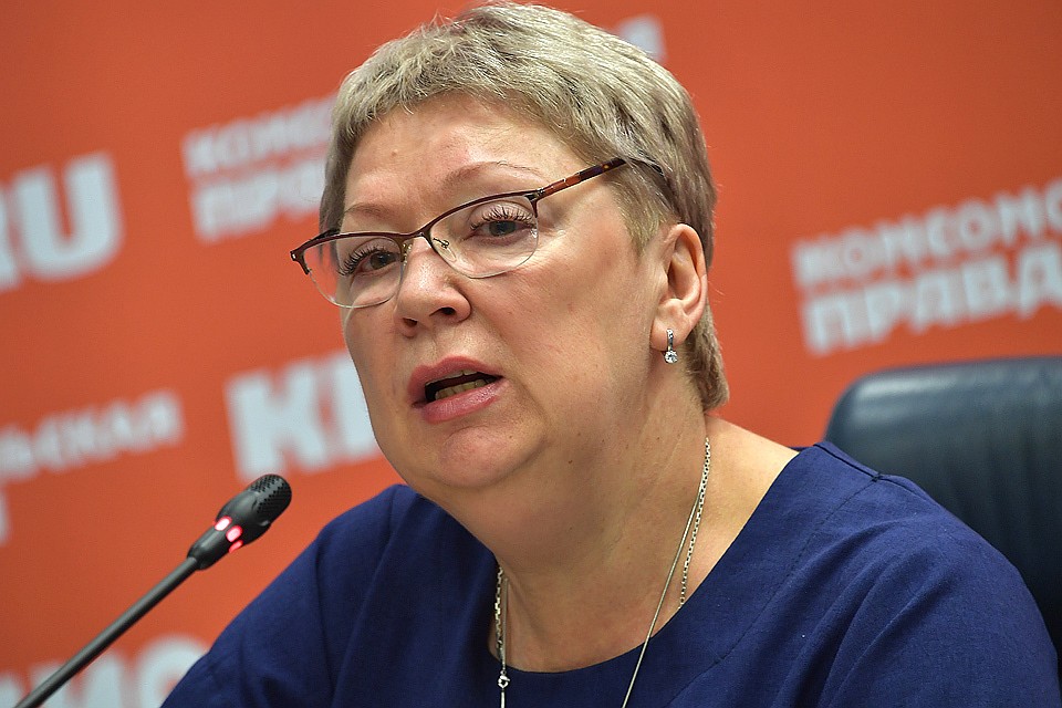 Министр просвещения Ольга Васильева на встрече с журналистами в “Комсомольской правде”.