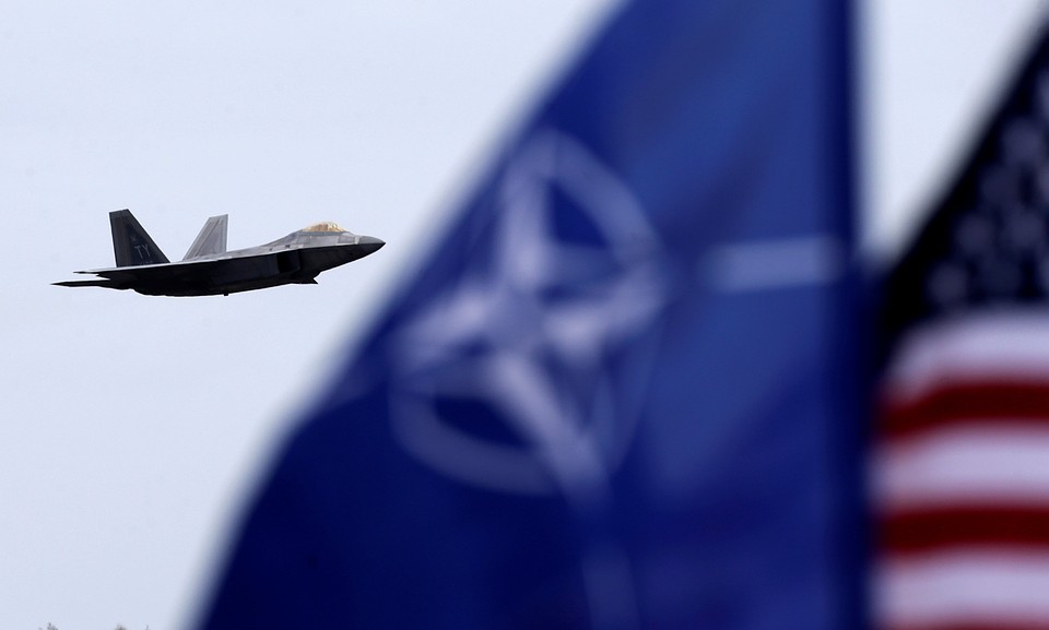 ВВС НАТО четыре раза за неделю сопроводили самолеты ВКС РФ, заявили в Литве