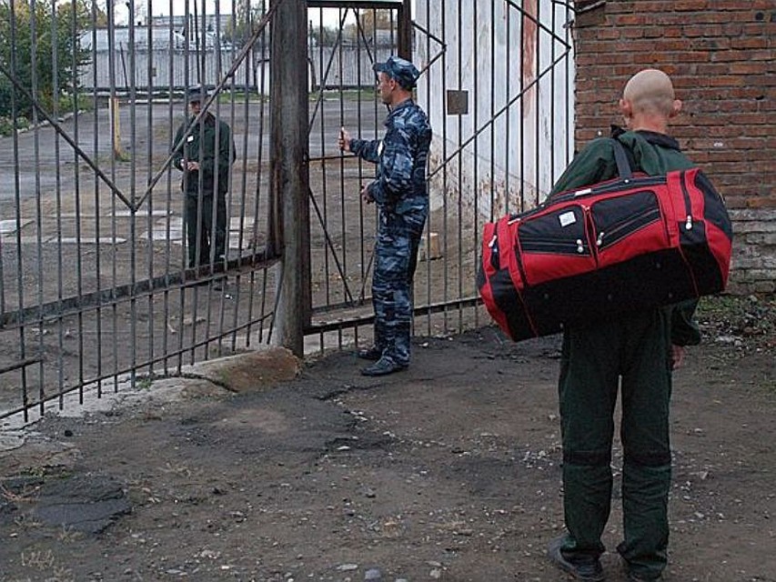 На сегодня 1 тысяча 100 осужденных отбывают наказание в колониях общего режима. Фото: www.tulactive.ru