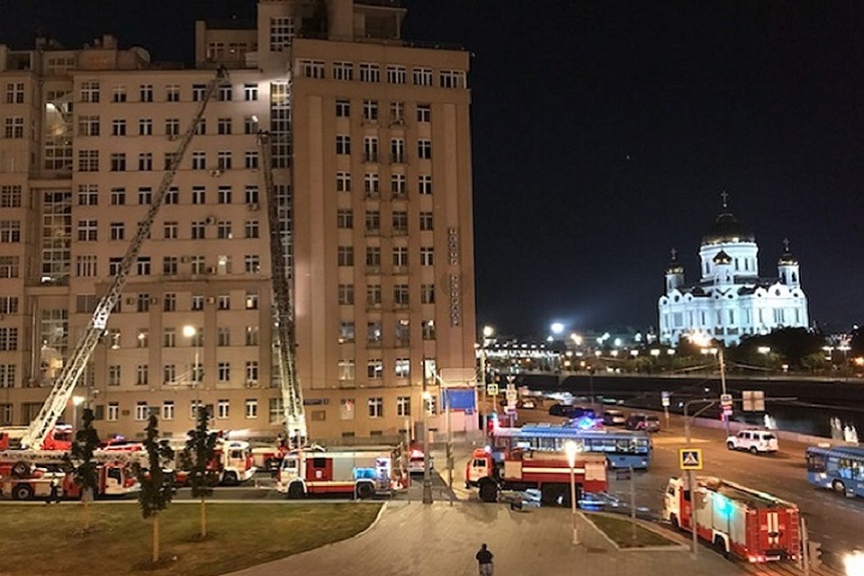 Пожар в "Доме на Набережной" в Москве