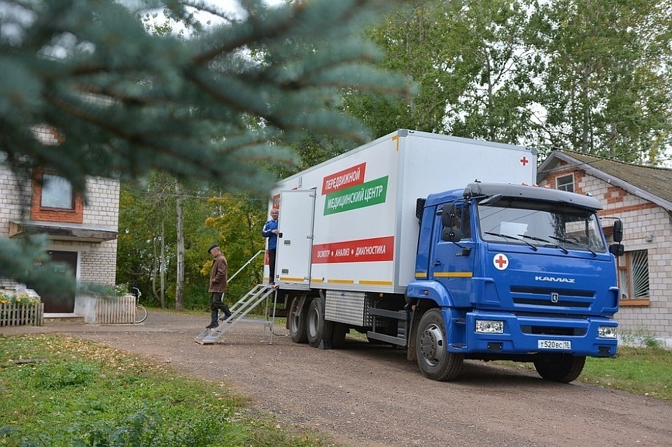 Передвижной медкомплекс будет представлять собой белый автобус или грузовой автомобиль