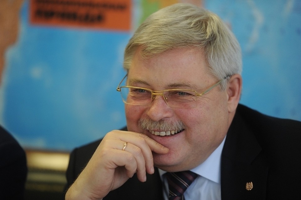 Глава региона также поручил дорожникам в дальнейшем синхронизировать работу с коммунальщиками