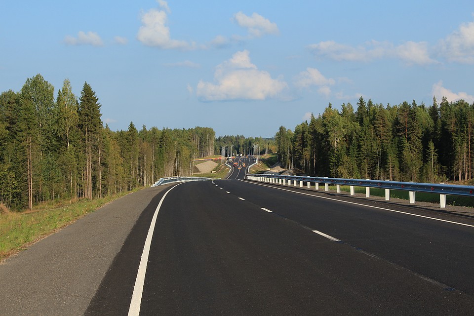 После ввода в октябре нового участка на Сортавале с 424 по 445 км, работы у дорожников добавится.
