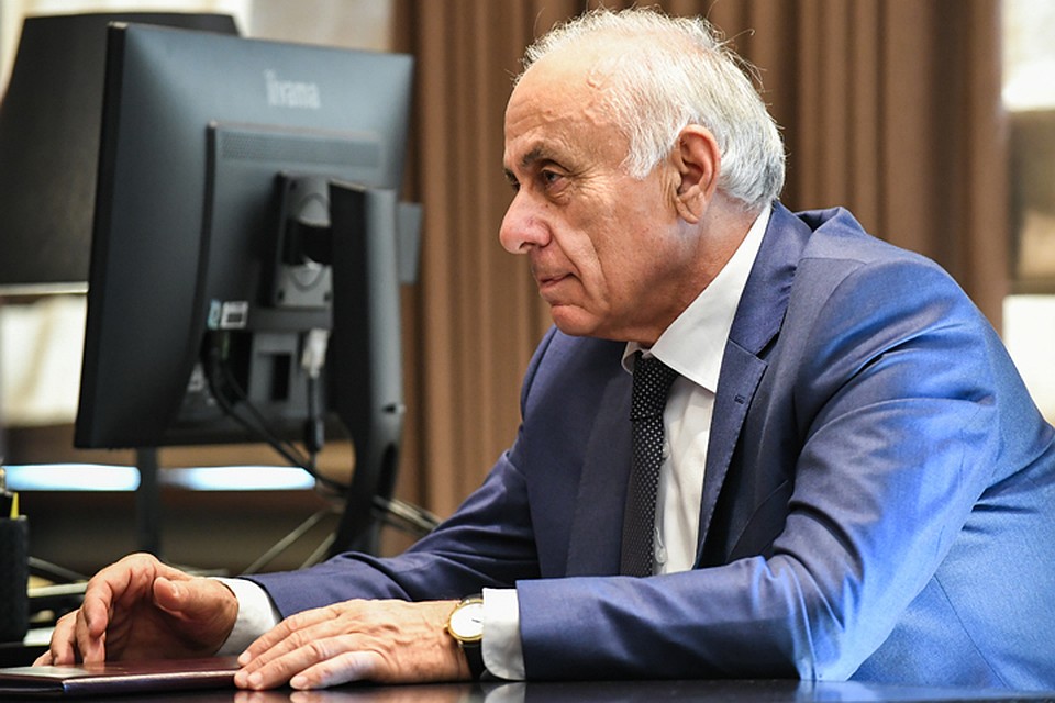 Гагулия в конце апреля 2018-го возглавил правительство южной республики — в третий раз в своей карьере. Фото: Максим Григорьев/ТАСС