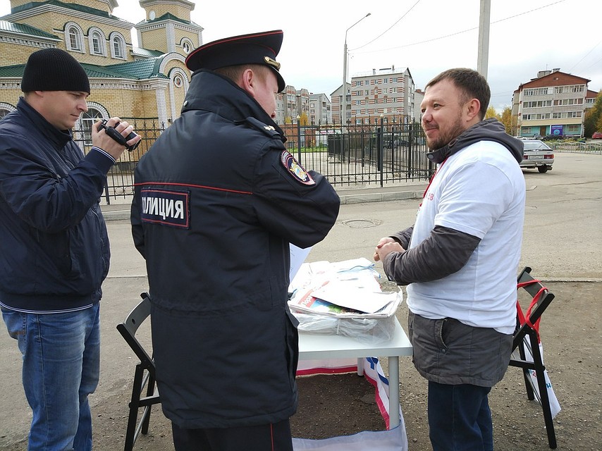Анатолий Мишарин. Фото из группы сыктывкарского штаба Навального