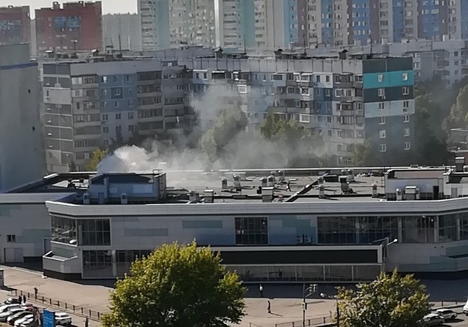 После сильного хлопка улицу Советской Армии заволокло дымом
