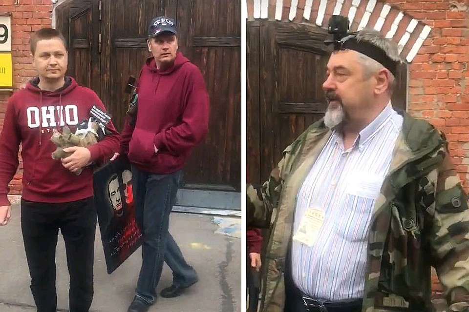 Вандалы из движения SERB ворвались на выставку художника Василия Слонова, испортили и похитили несколько его работ "для предоставления в органы". ФОТО Aidan Salakhova / Facebook