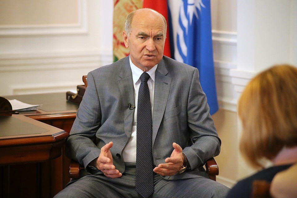 Виктор Хрестин