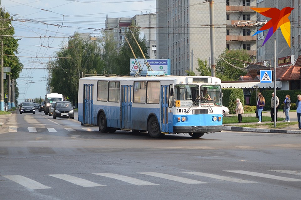 На троллейбусах и автобусах можно будет доехать до всех праздничных торжеств.