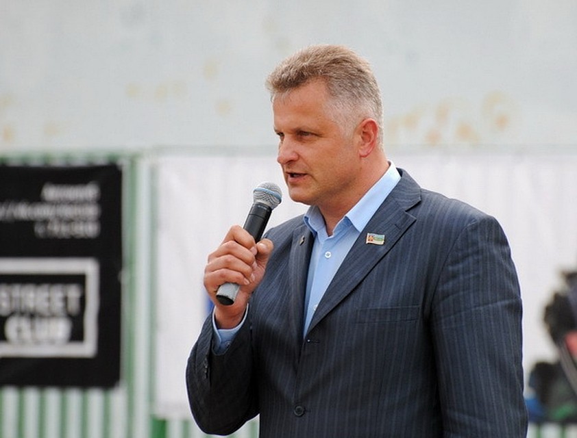 Парламентарий возместил ущерб
