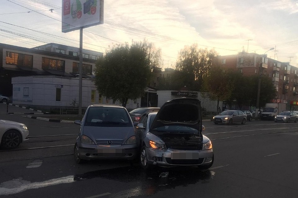 Автомобилистка должна была выехать на рельсы, но делать это она не стала Фото: УГИБДД РФ по Тверской области