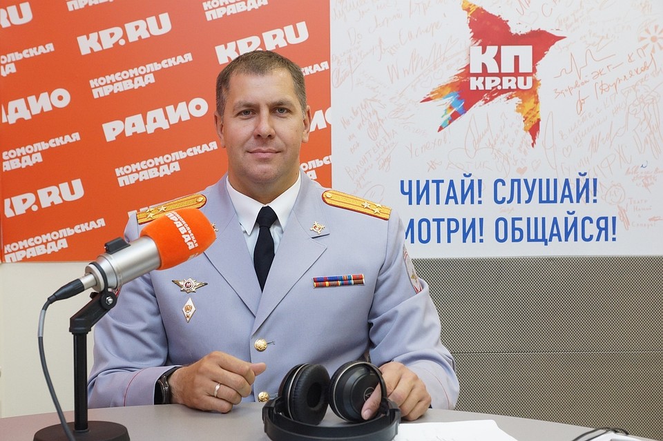 Алексей Максимов поздравил коллег и рассказал, чем занимается уголовный розыск
