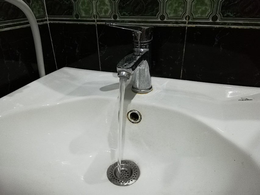 Воды не будет до 15.00.