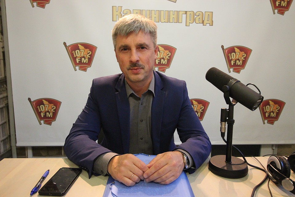 Евгений Маслов