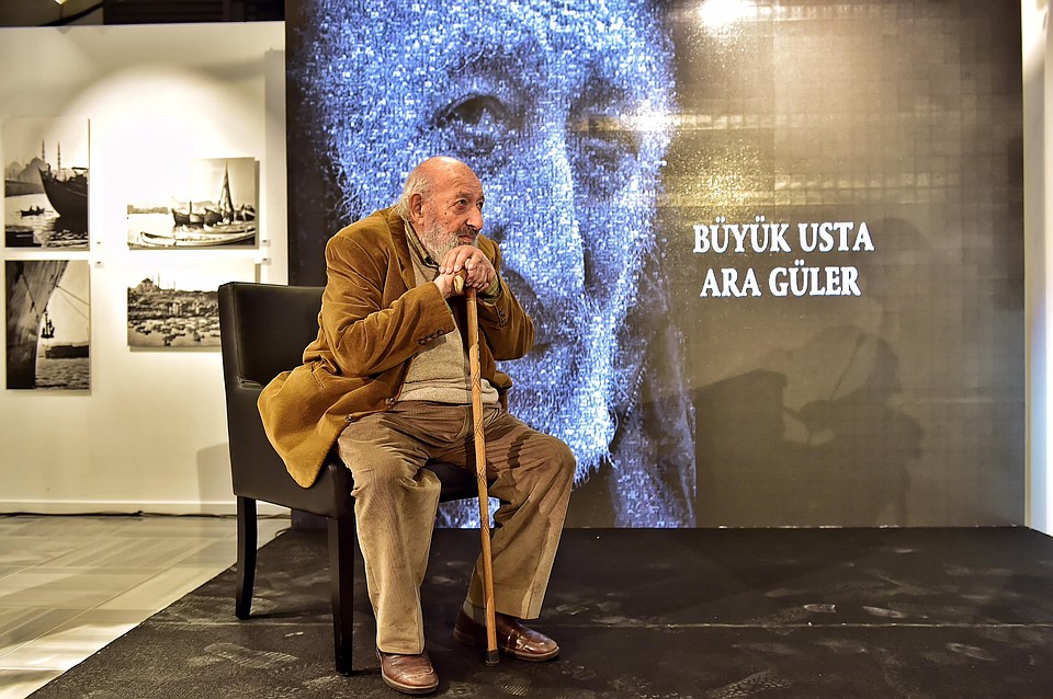 Турецкий фотожурналист Ара Гюлер