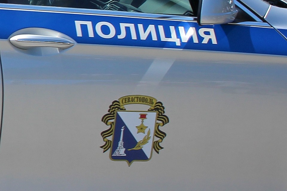 Полиция задержала преступников по горячим следам.