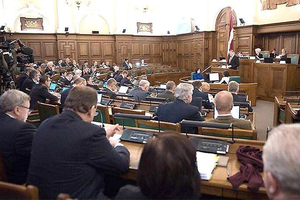 Латвийские парламентарии все еще не договорились о руководстве нового Сейма. Фото: с сайта saeima.lv