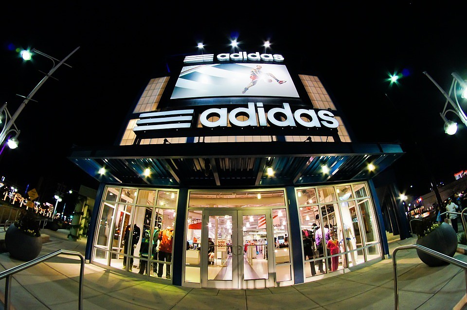 Жителя Заводоуковска осудят за фальшивую одежду марок Nike, Adidas и Reebok