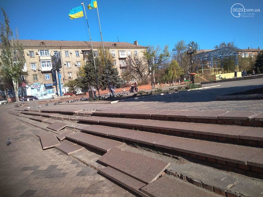 Флаг водружен и ладно. Фото: 0629.com.ua