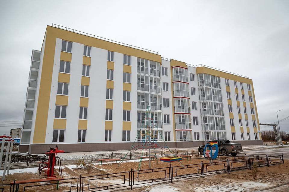 Так выглядит новый дом, куда расселят жильцов взорвавшейся пятиэтажки. Фото: Андрей Альшевских
