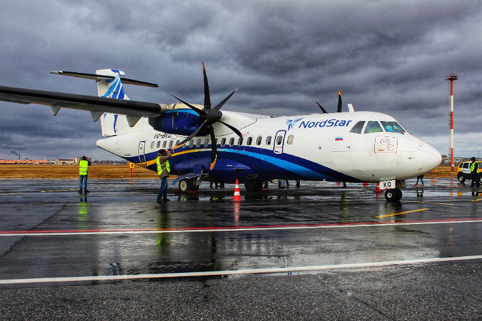 Самолет ATR 42-500 вместимостью 46 пассажиров