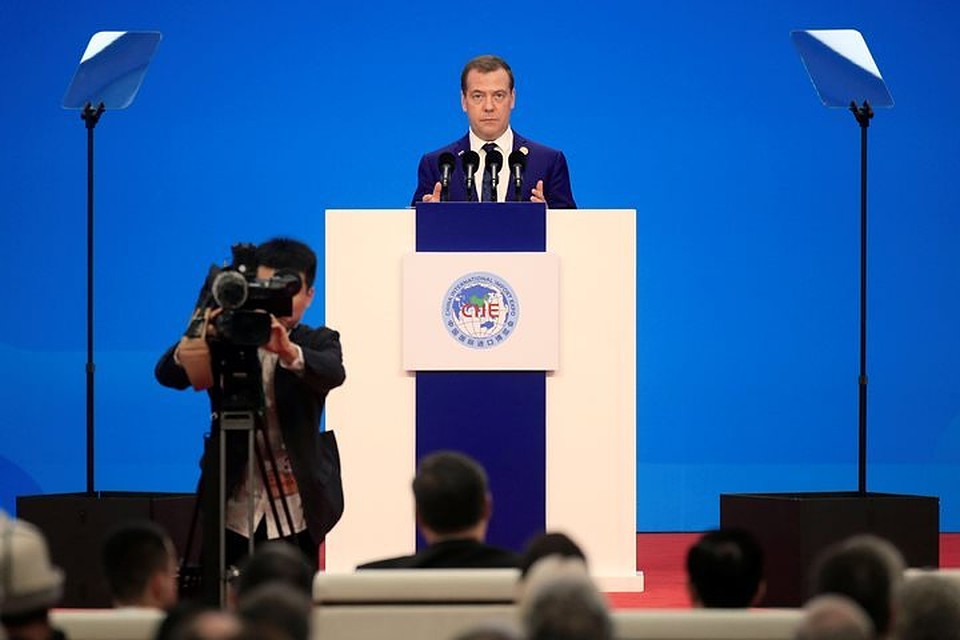 Премьер-министр РФ Дмитрий Медведев