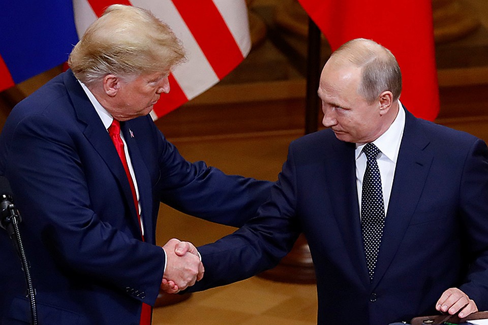 Президенты России и США Владимир Путин и Дональд Трамп