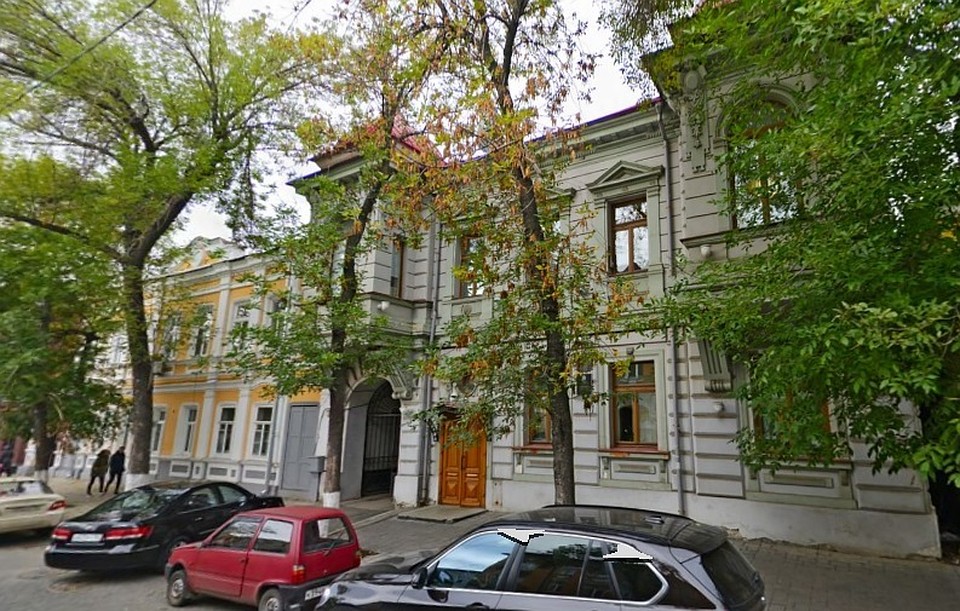 Сейчас областной минкульт с приставкой "врио" возглавляет Сергей Филиппов