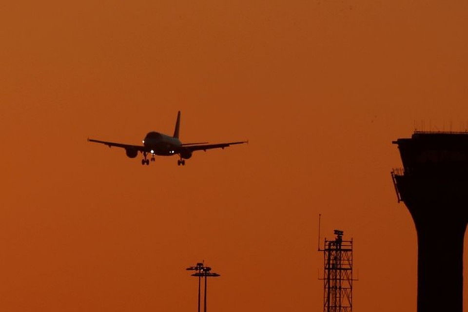 Четыре человека пострадали при жесткой посадке Boeing 747 в Канаде