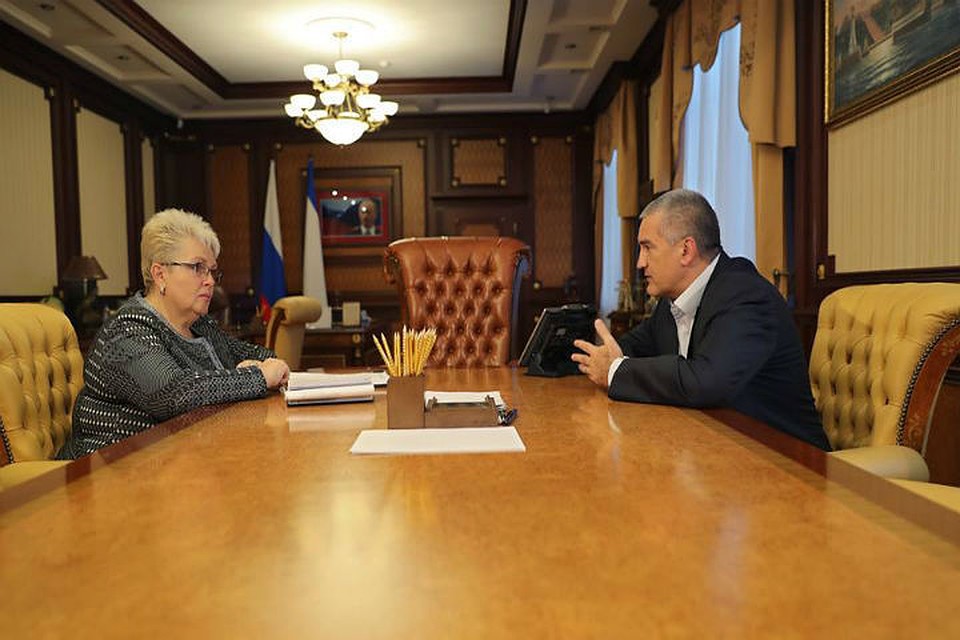 Сергей Аксенов и Наталья Маленко обсудили основные городские вопросы. Фото: Facebook Сергея Аксенова