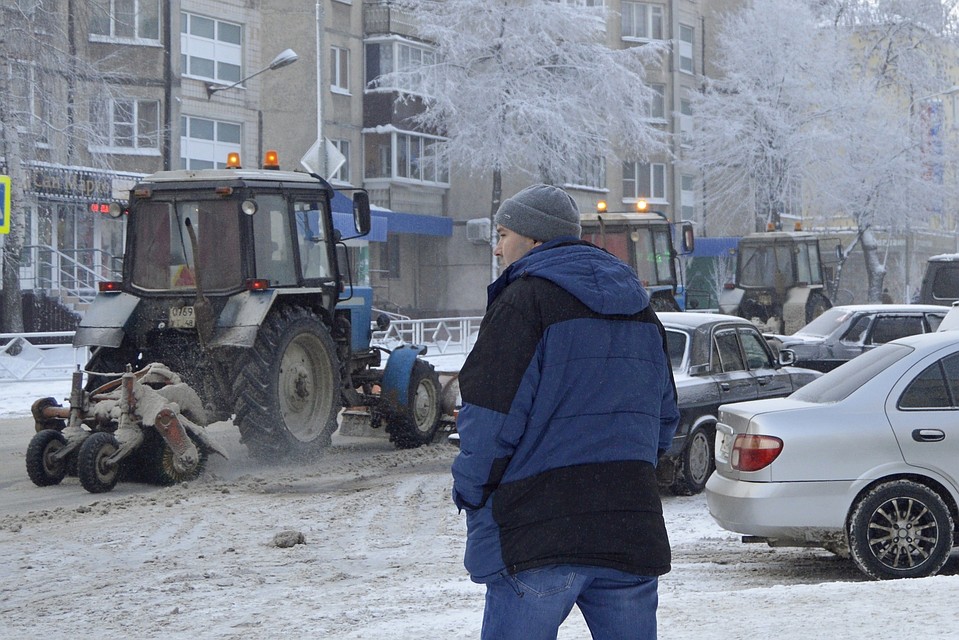 101 машину вывели на борьбу со снегом