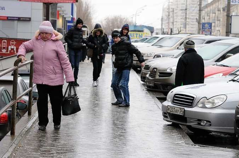 Достанется от непогоды и пешеходам: будьте осторожны.