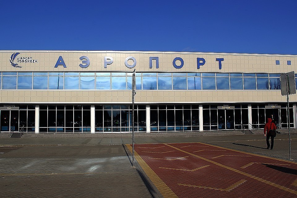 Вот он - родной воронежский сарай. Или дворец?