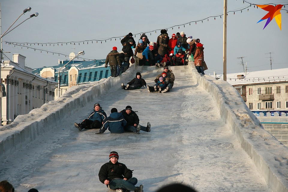 Горка на пл. Сахарова