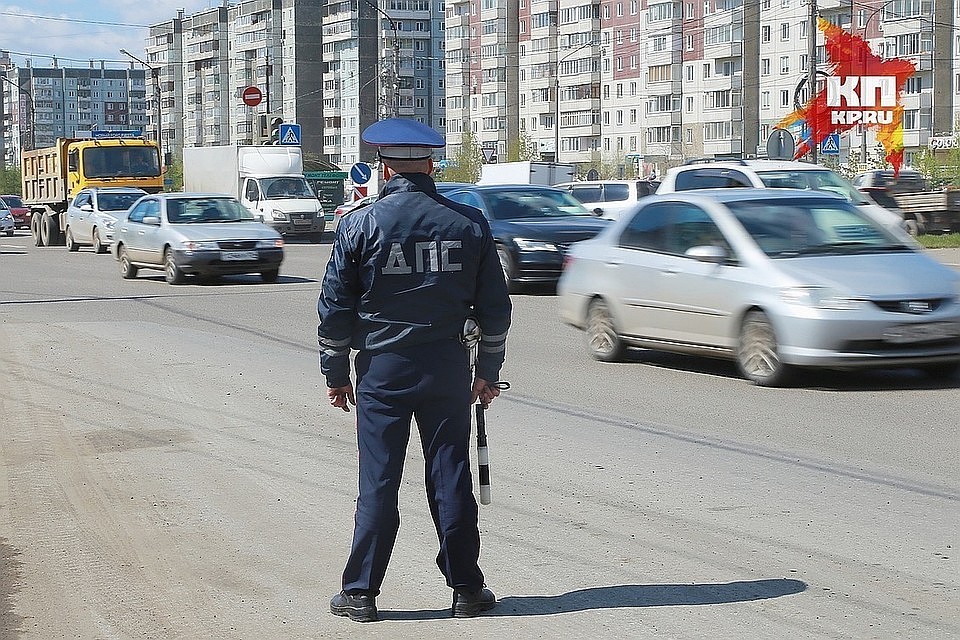 В Белгороде 74-летний мужчина сбил инспектора ДПС