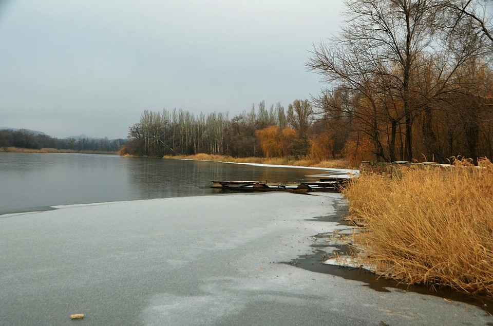 Мороз в Донецке на голую землю. Фото: Евгении Карпачевой