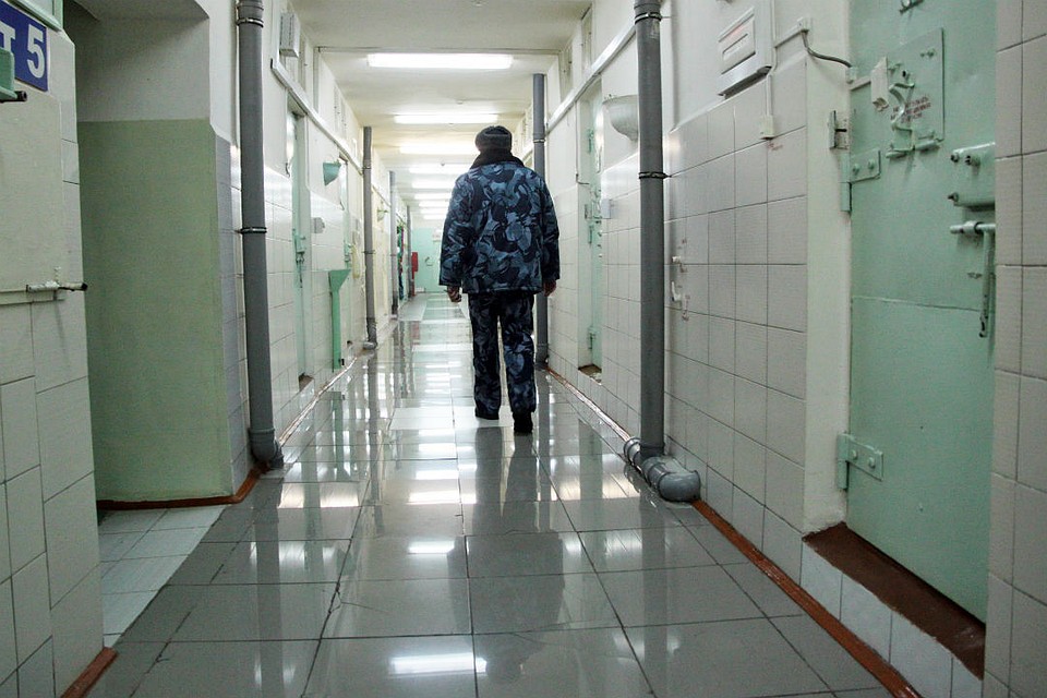 Мужчине назначили наказание в виде года колонии строгого режима