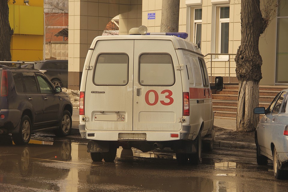 Пострадавших увезли в БСМП №10