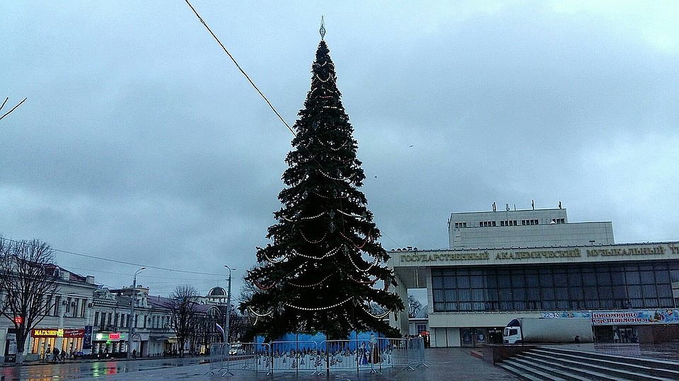 Огни на главной елке зажгут в День Святого Николая, 19 декабря.