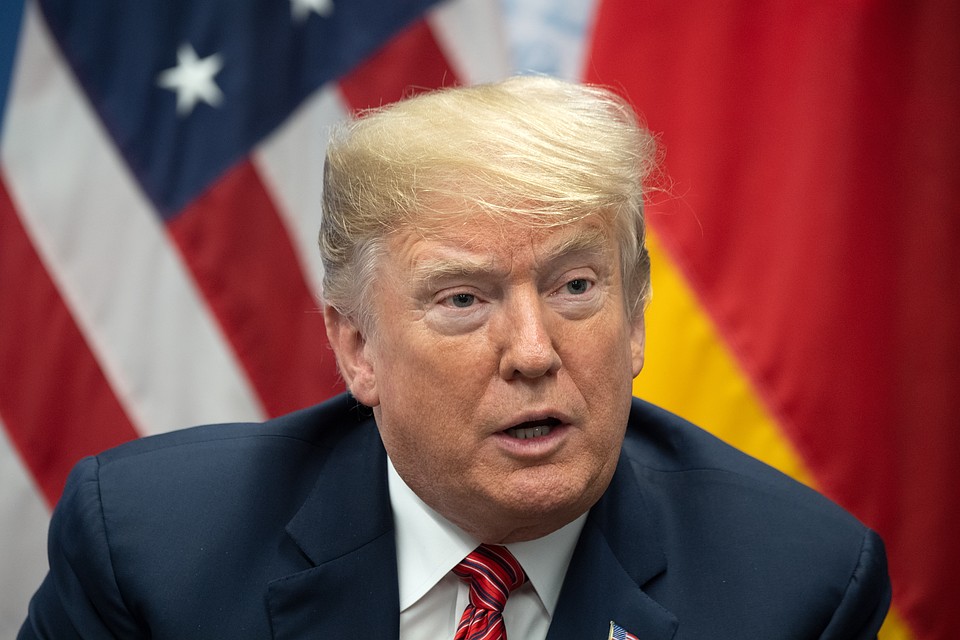 Трамп надеется, что объем добычи нефти не сократят