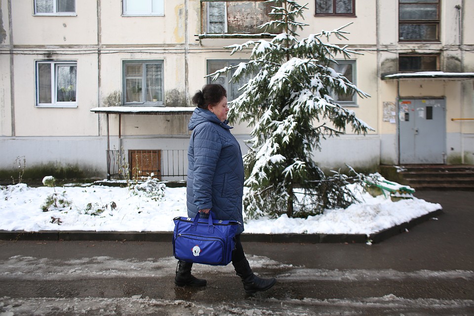 Больше 20 лет Людмила Гусаченко помогает одиноким пожилым людям