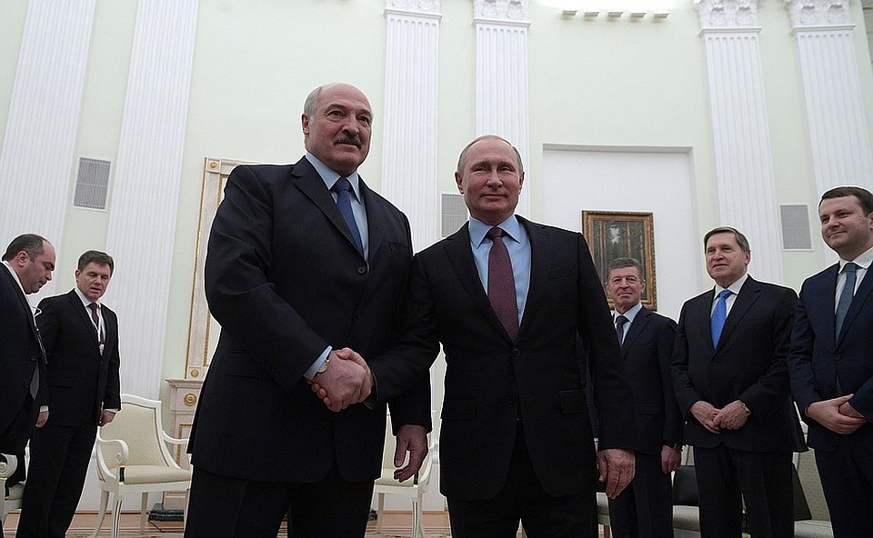 Путин встретился с Лукашенко