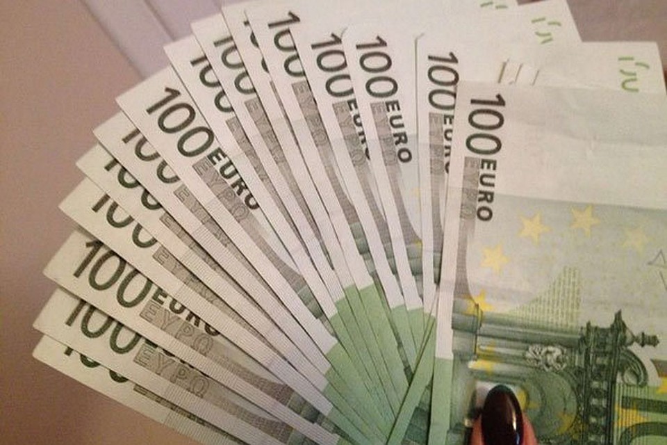 Валютные резервы нашей страны выросли.