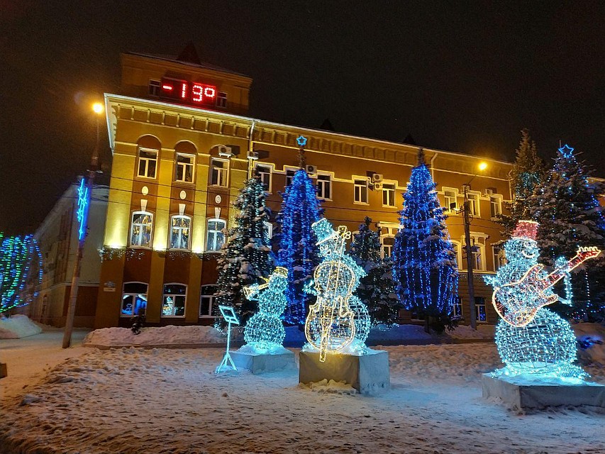 Энгельс стал самым новогодним городом